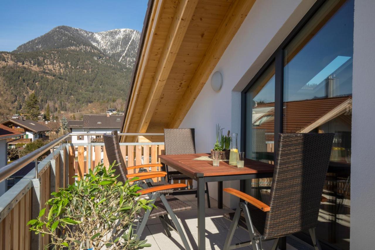 Alpentraum Apartment Garmisch-Partenkirchen Exterior photo